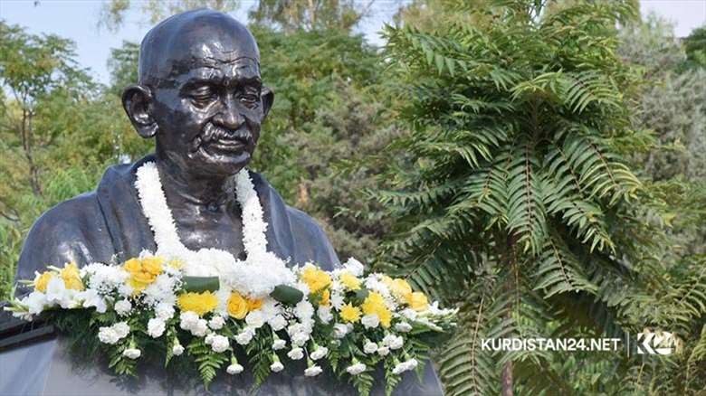Mahatma Gandhi Bust